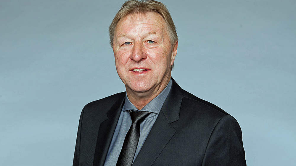 Bundestrainer: Horst Hrubesch ©