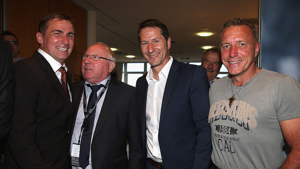 Stefan Kuntz, Uwe Seeler, Franco Foda und Martin Wagner (v.l.) ©