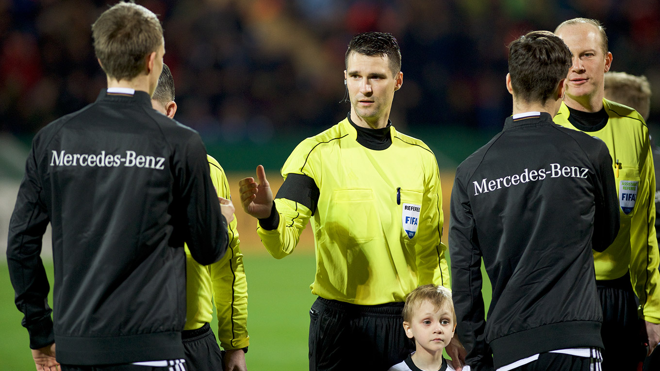 DFBTugenden 2.0 Sportl. Leitbild Der DFB DFB Deutscher