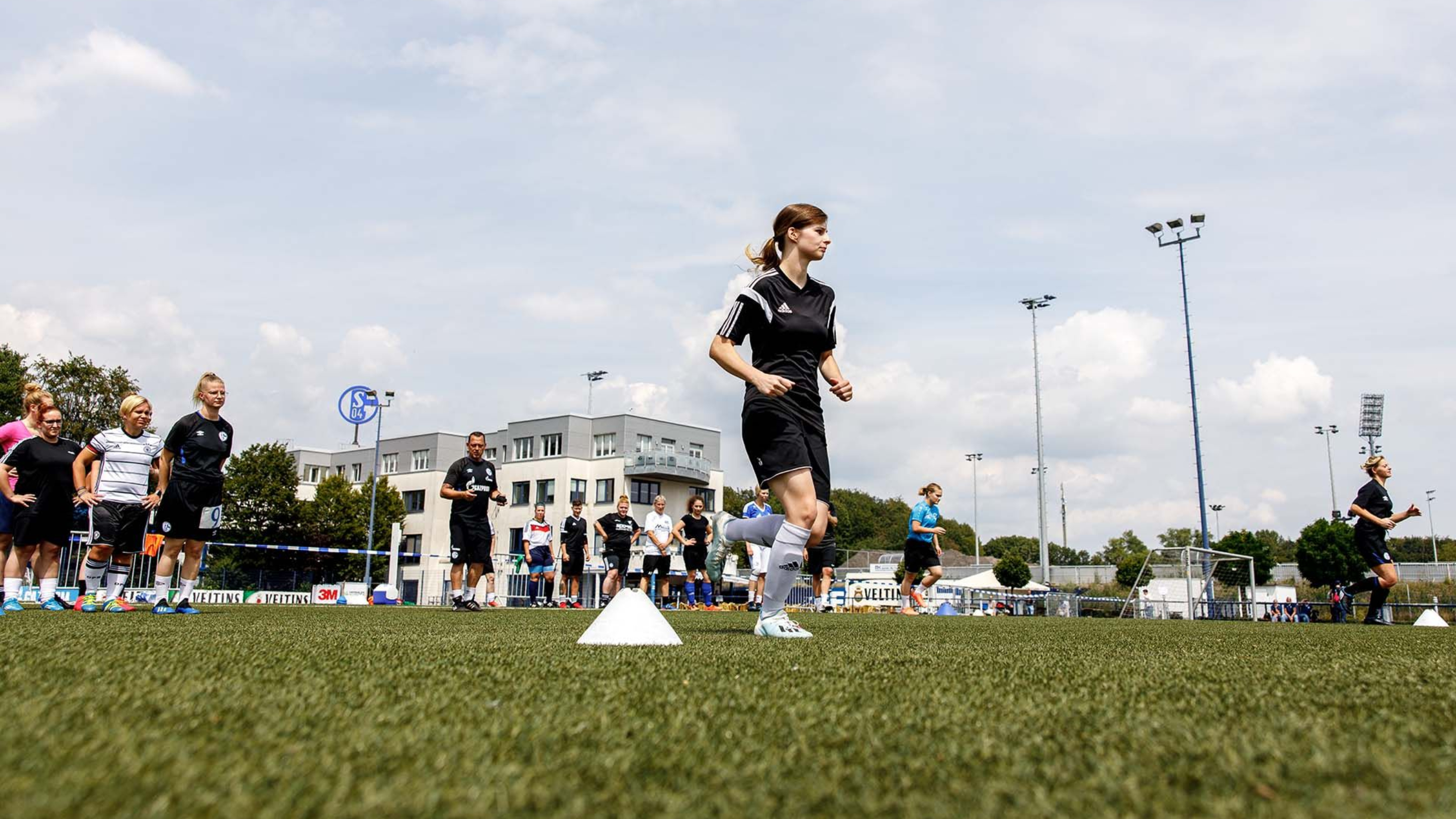 Verstarkung Schalke Grundet Weibliche U 17