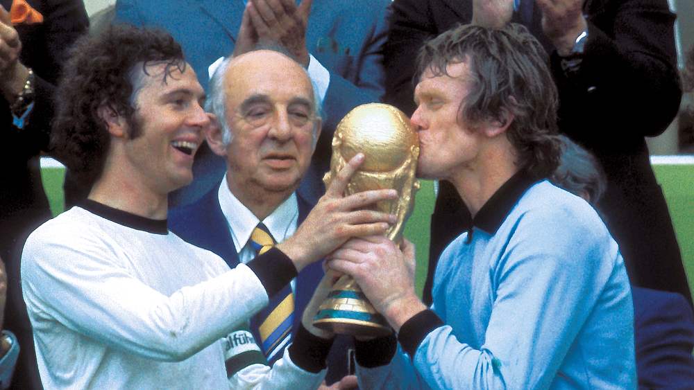 1974: Franz Beckenbauer und Sepp Maier ©