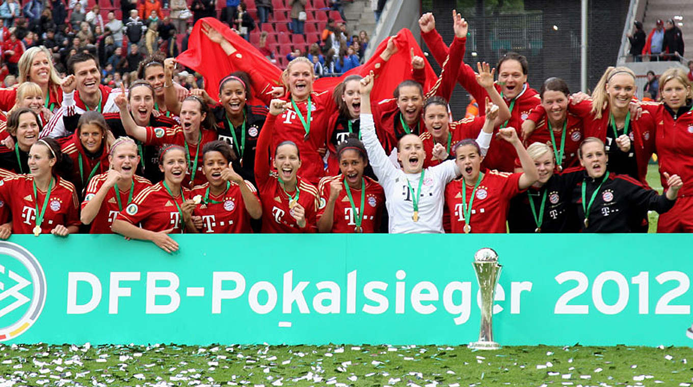 Bayern München gewinnt DFBPokal der Frauen 2012 DFB Deutscher