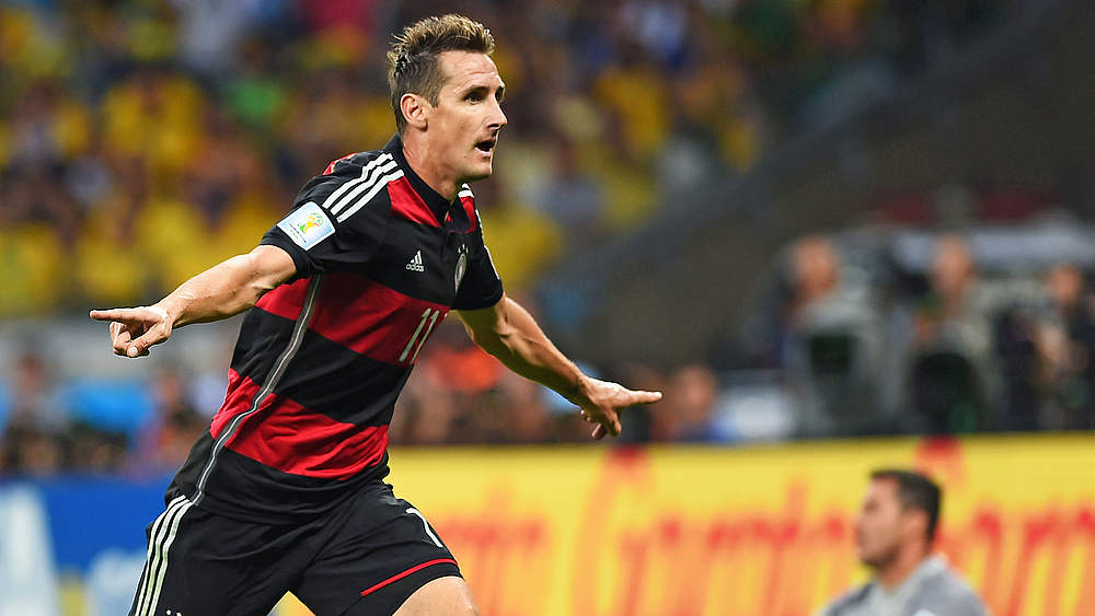 Miroslav Klose bejubelt sein 16. WM-Tor © 2014 Getty Images