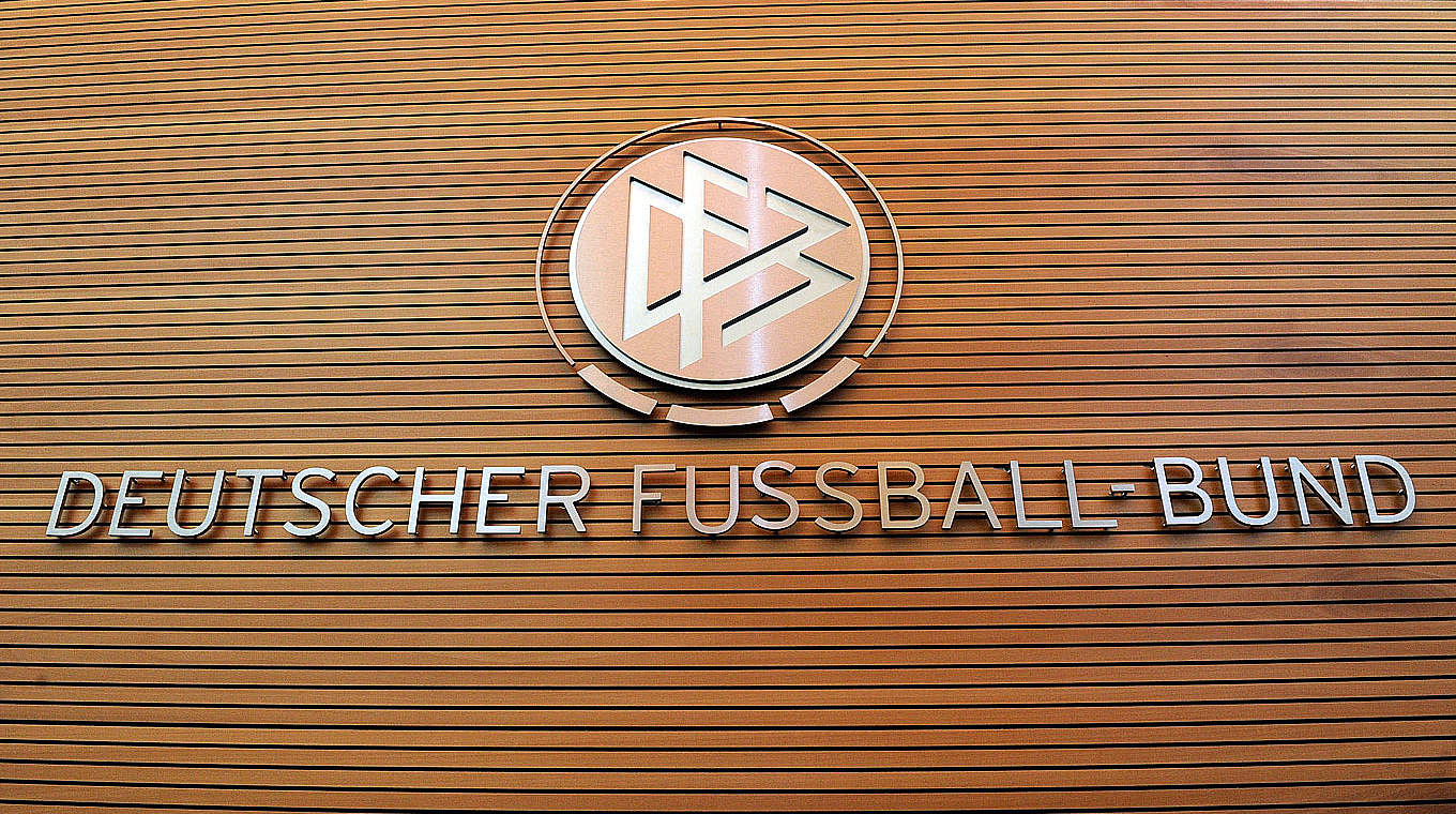 Urteil des DFB-Sportgerichts: 10.000 Euro Geldstrafe für Hannover 96 © 2012 Getty Images