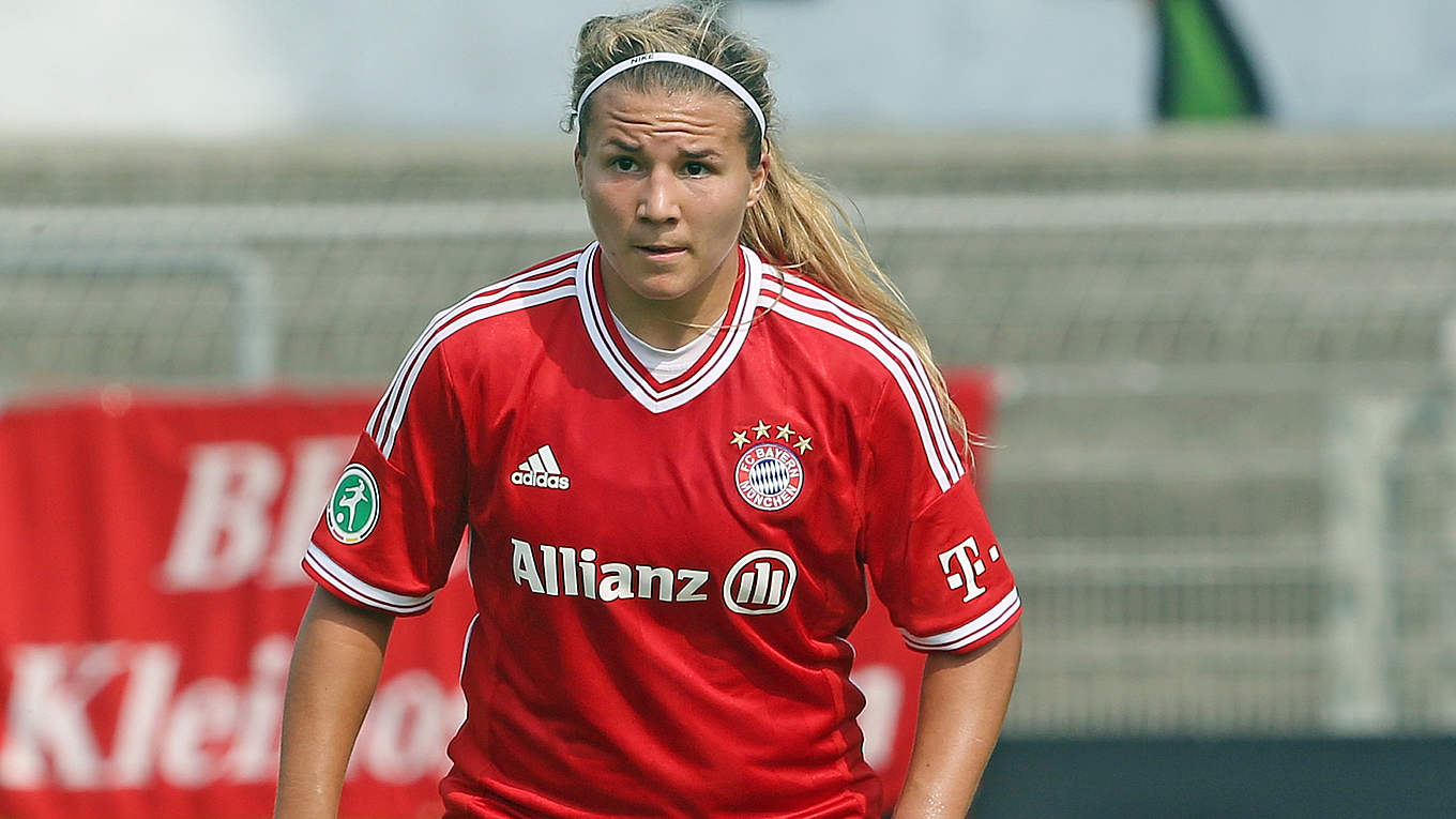 Amber Brooks Spielt Bis Jahresende Wieder Beim Fc Bayern Dfb