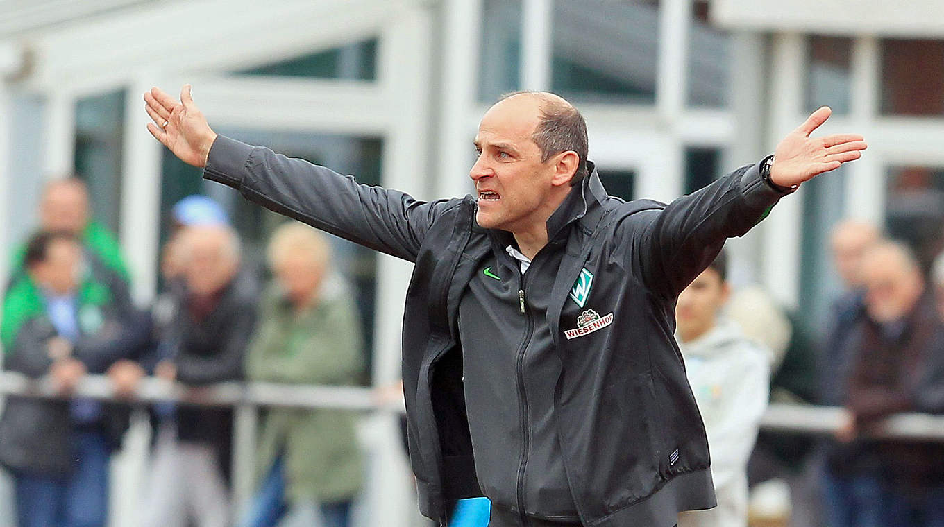 Fünf Siege aus sechs Spielen: Trainer Skripnik und Bremen II © 2014 Getty Images