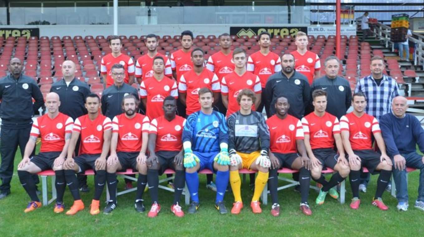 Im Team: Mannschaftsbild des OSV Hannover mit Fabian Ernst (vordere Reihe links). © OSV Hannover