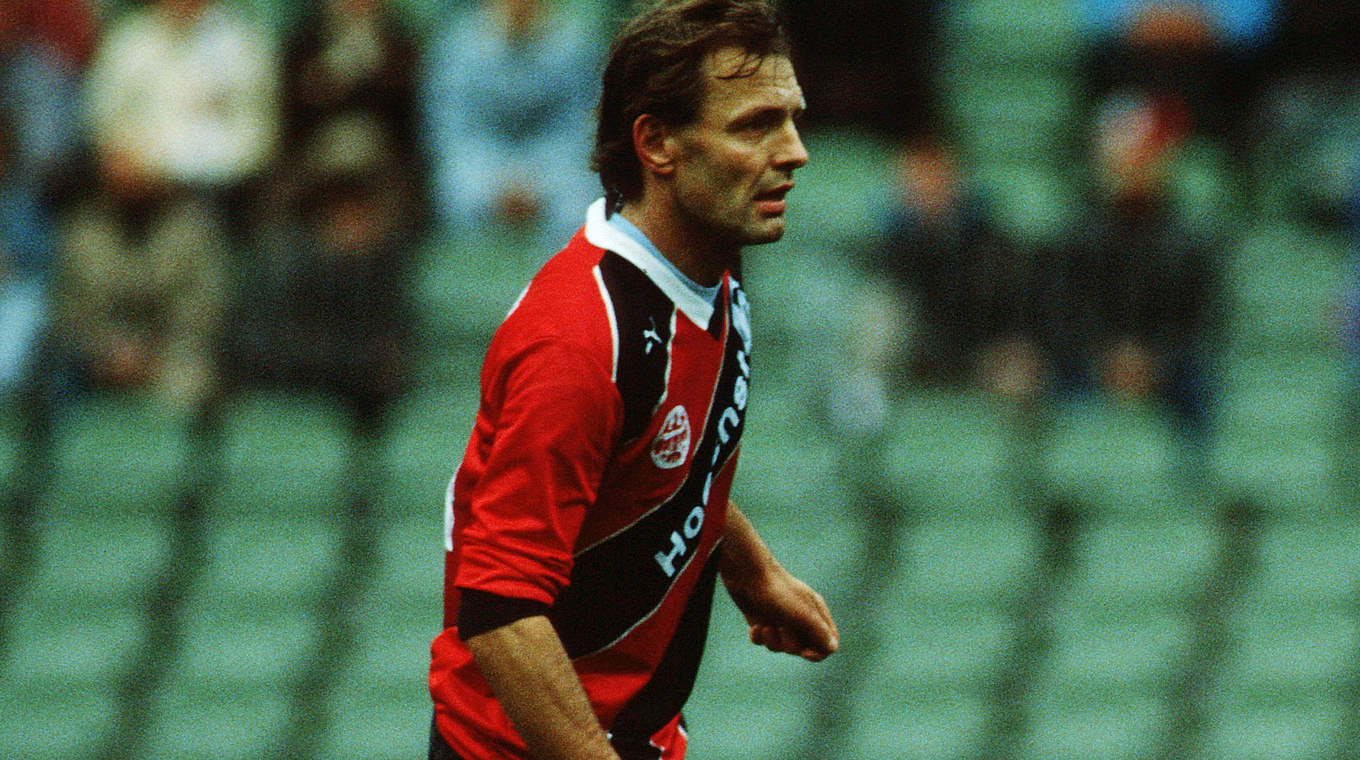 602 Bundesligaspiele für Frankfurt: Eintracht-Ikone Karl-Heinz Körbel © 1989 Getty Images