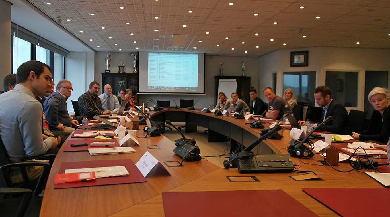 Zweiter in Brüssel DFB Deutscher Fußball