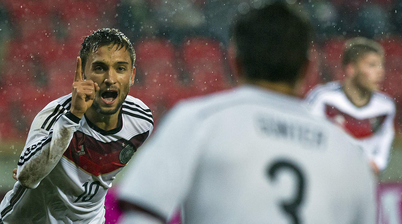 Freut sich über sein Tor gegen Tschechien: DFB U 21-Kapitän Moritz Leitner (l.) © 2014 Getty Images