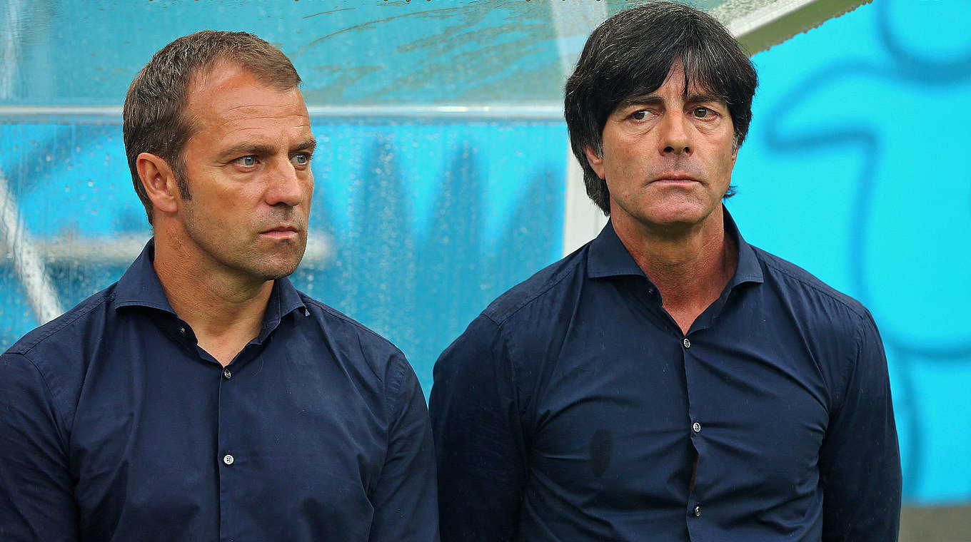 Gemeinsam mit Bundestrainer Löw bei der WM in Brasilien: Hansi Flick (l.) © 2014 Getty Images