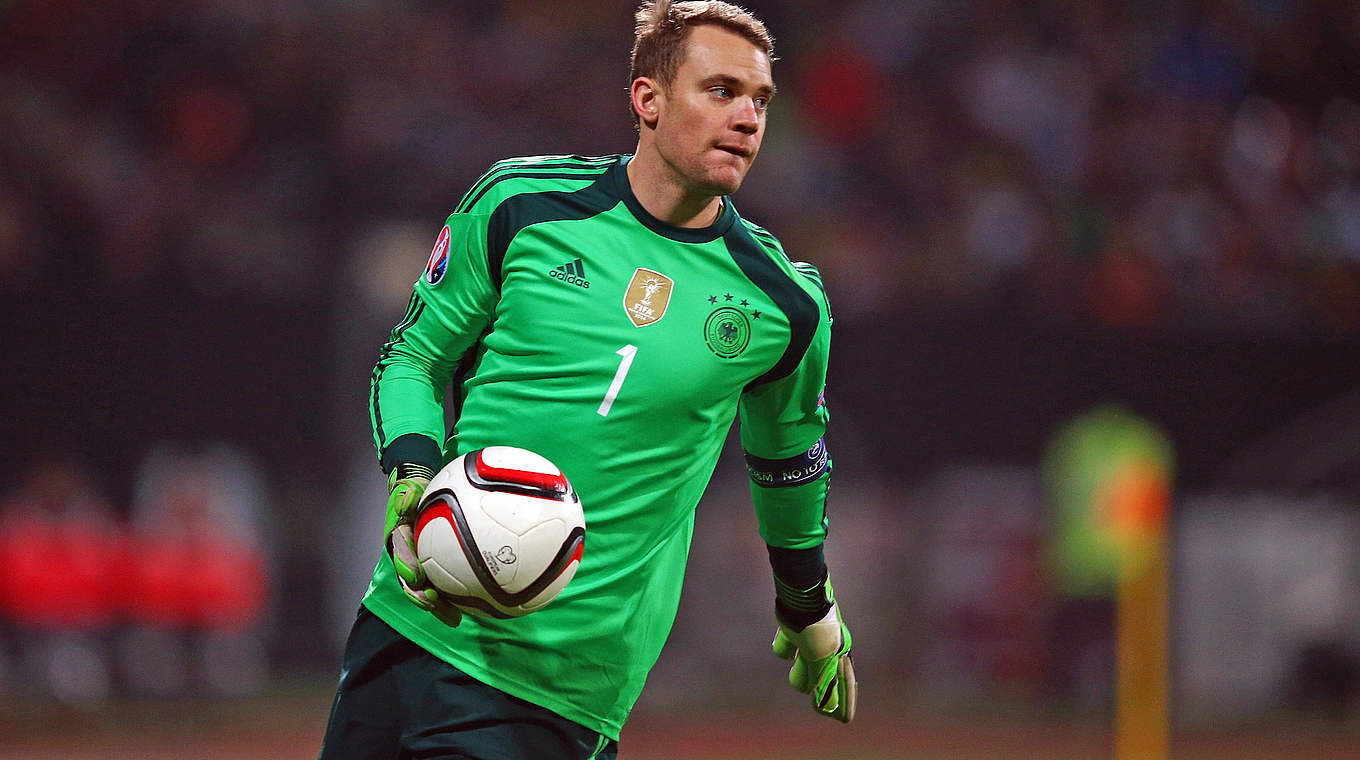 Schon Weltmeister und Welttorhüter: Manuel Neuer will auch Weltfußballer werden © 2014 Getty Images