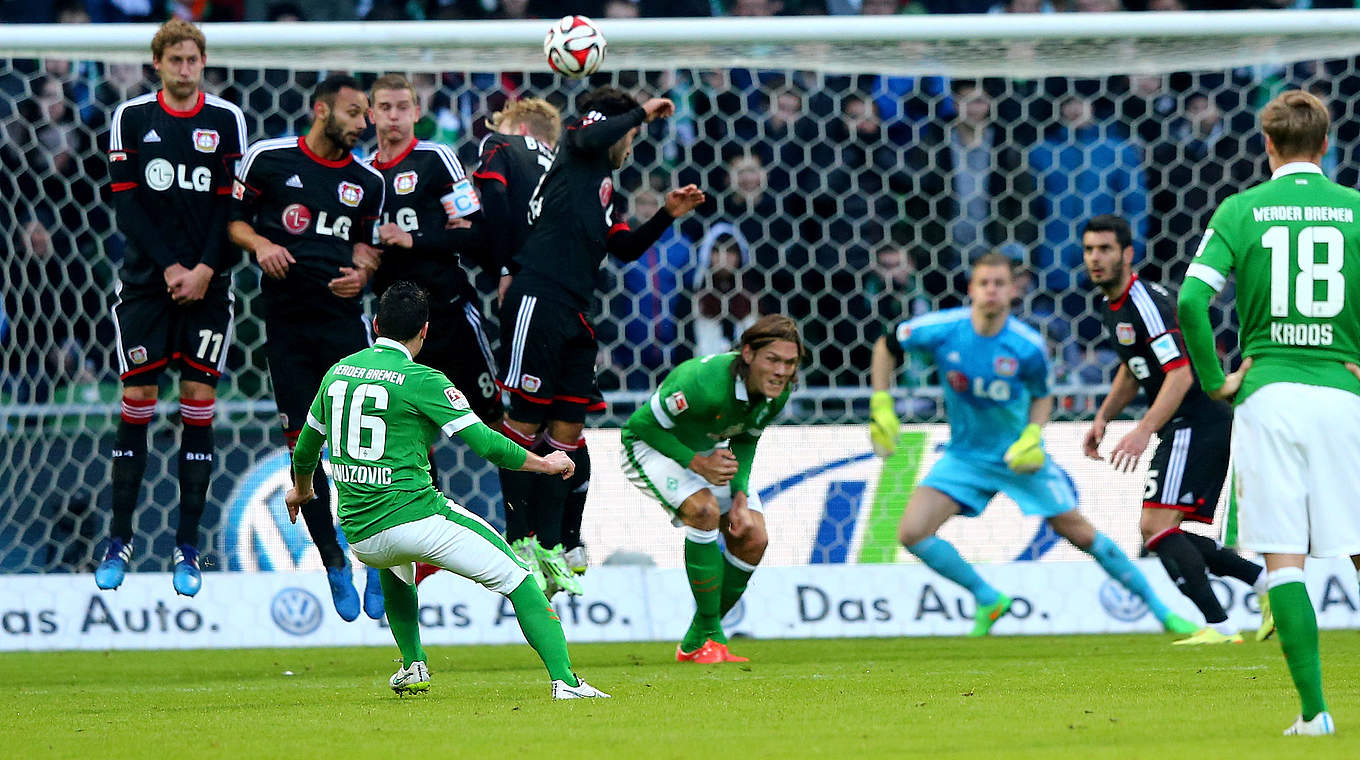 Traf gegen Leverkusen zum vierten Mal per Freistoß in dieser Saison: Junuzovic (l.) © 2015 Getty Images