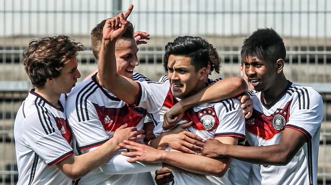 Auf dem Weg zur EM-Endrunde nach Griechenland: die deutschen U 19-Junioren © 2015 Getty Images