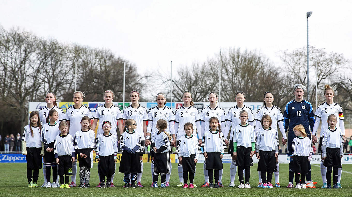 Noch ein Punkt für die EM in Israel: die deutschen U 19-Frauen © 2015 Getty Images