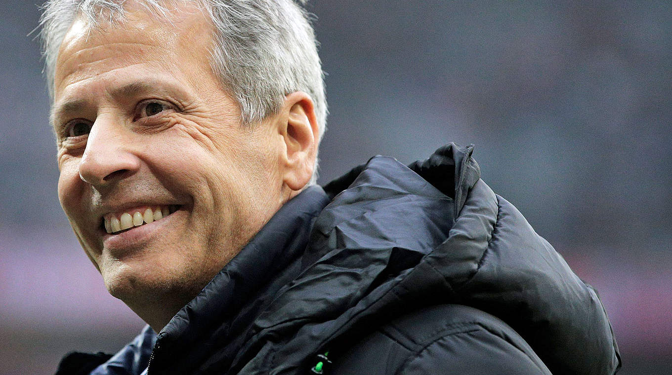 Vor seinem 142. Spiel als Trainer von Borussia Mönchengladbach: Lucien Favre © 2015 Getty Images