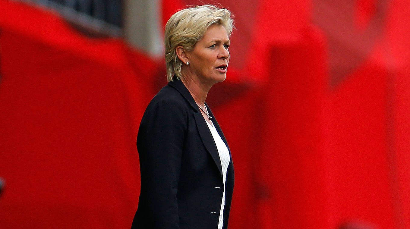 Bundestrainerin Silvia Neid: "Ich bin erst mal froh, dass wir Gruppensieger sind" © 2015 Getty Images
