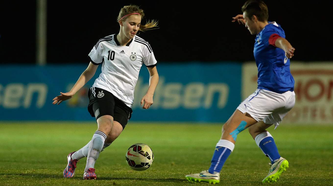 Video Torjägerin Laura Freigang hat bei der EM Großes vor DFB