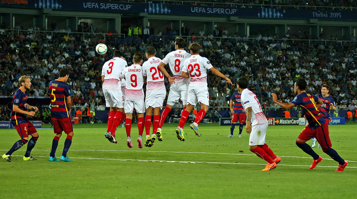 Dreamy free kick from Messi. The first of two in the match.  © 2015 Getty Images