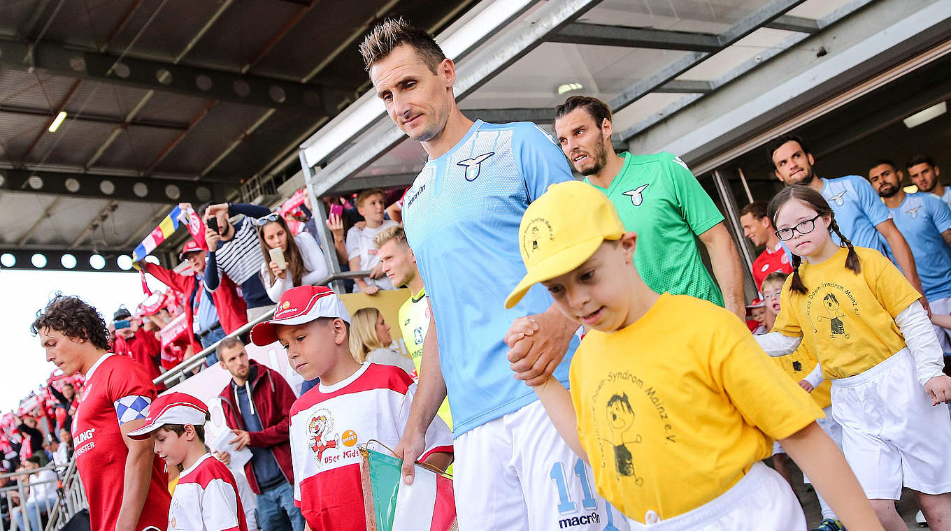 Stürmt für die Römer: Weltmeister Miroslav Klose © 2015 Getty Images