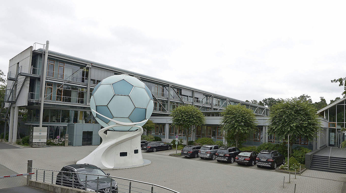 Die DFB-Zentrale: Voraussichtlich noch bis Ende 2018 in der Otto-Fleck-Schneise 6 © 2013 Getty Images
