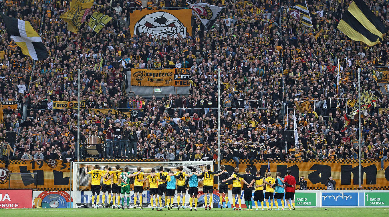 Längst ausverkauft: Die Partie im Stadion Dresden wird Tausende von Fans anziehen © 2013 Getty Images