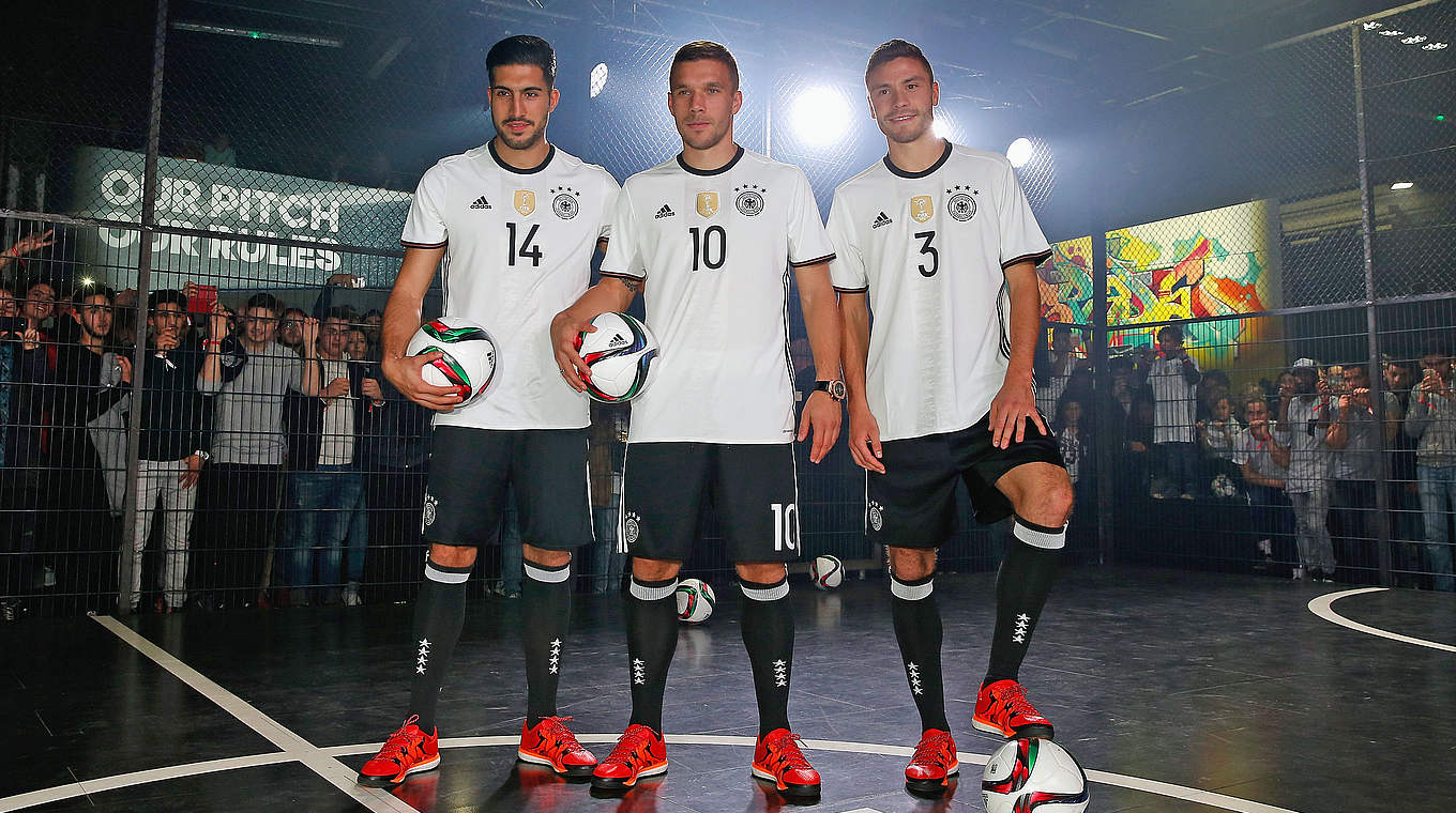 Drei Mann im neuen Outfit: Emre Can, Lukas Podolski und Jonas Hector (v.l.) © 2015 Getty Images For Adidas