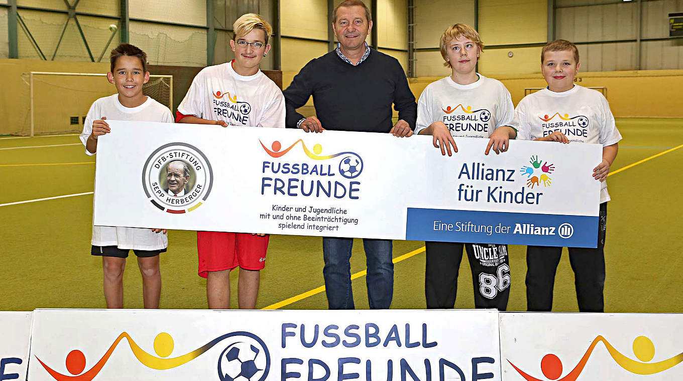 Ehrengast beim Turnier in Leipzig: Ex-Nationalspieler Wolfgang Dremmler © Carsten Kobow