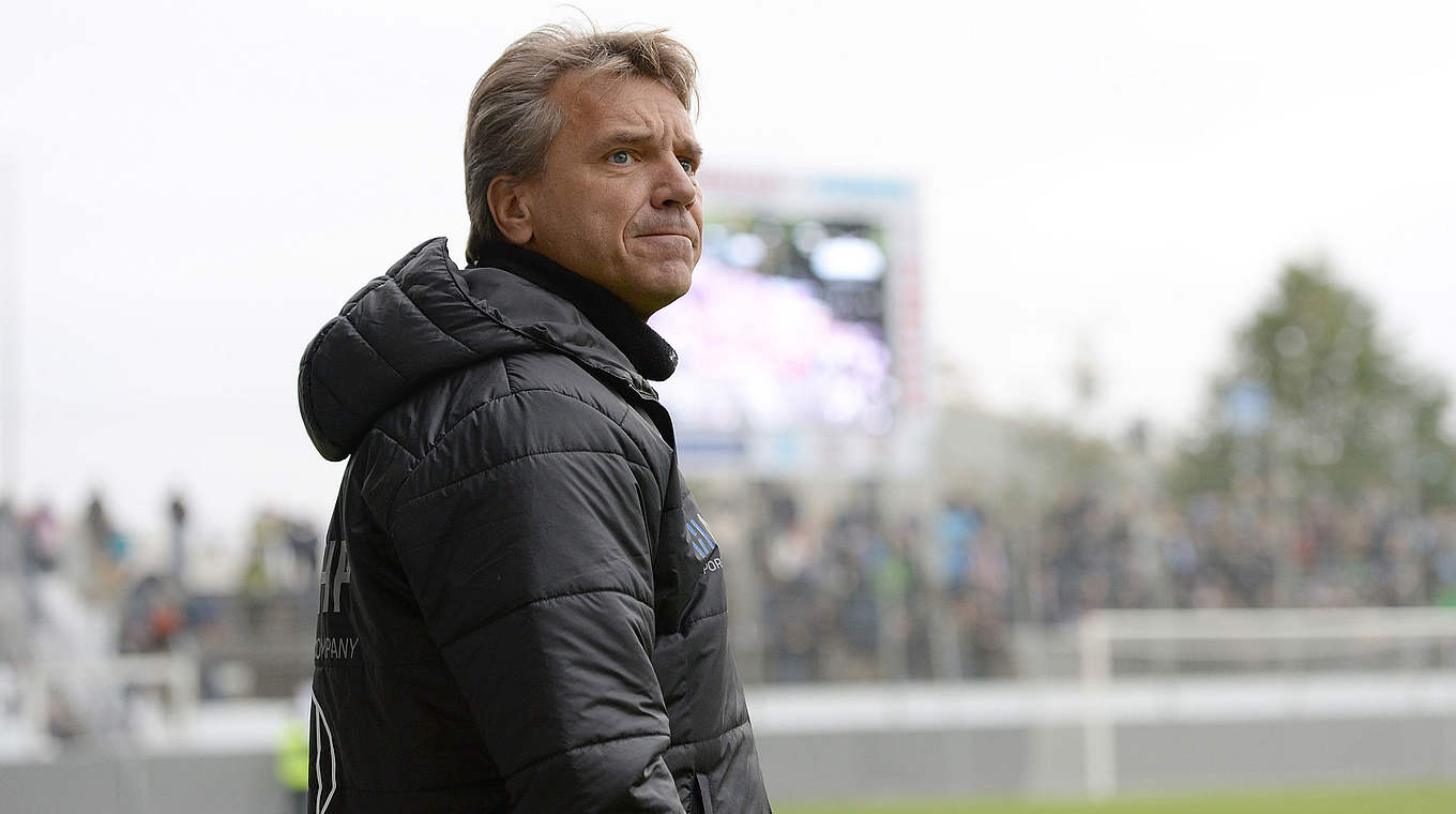 Preußen-Trainer Horst Steffen: "Wir müssen unseren Gegnern mehr Probleme bereiten" © 2015 Getty Images