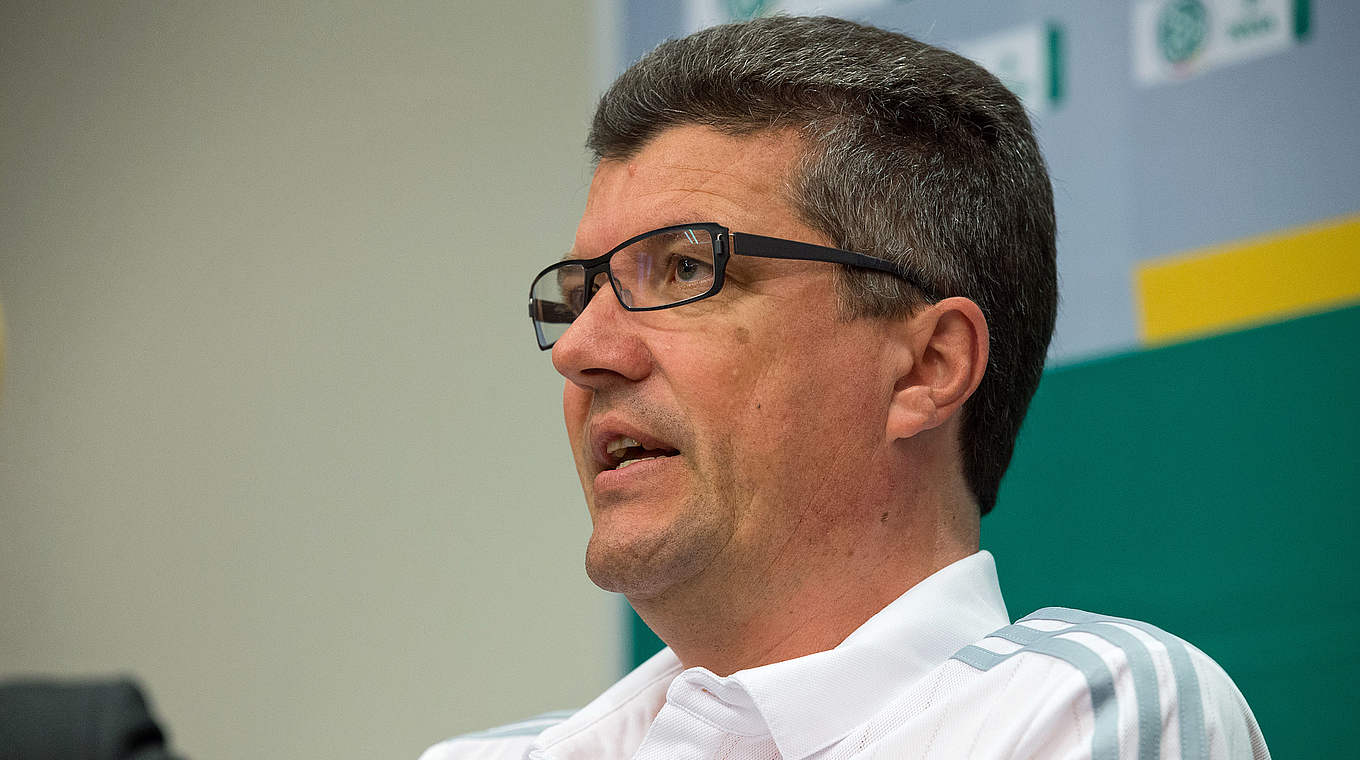 Fandel: "Wichtige Schritte zur Professionalisierung des deutschen Schiedsrichterwesens" © 2015 Getty Images