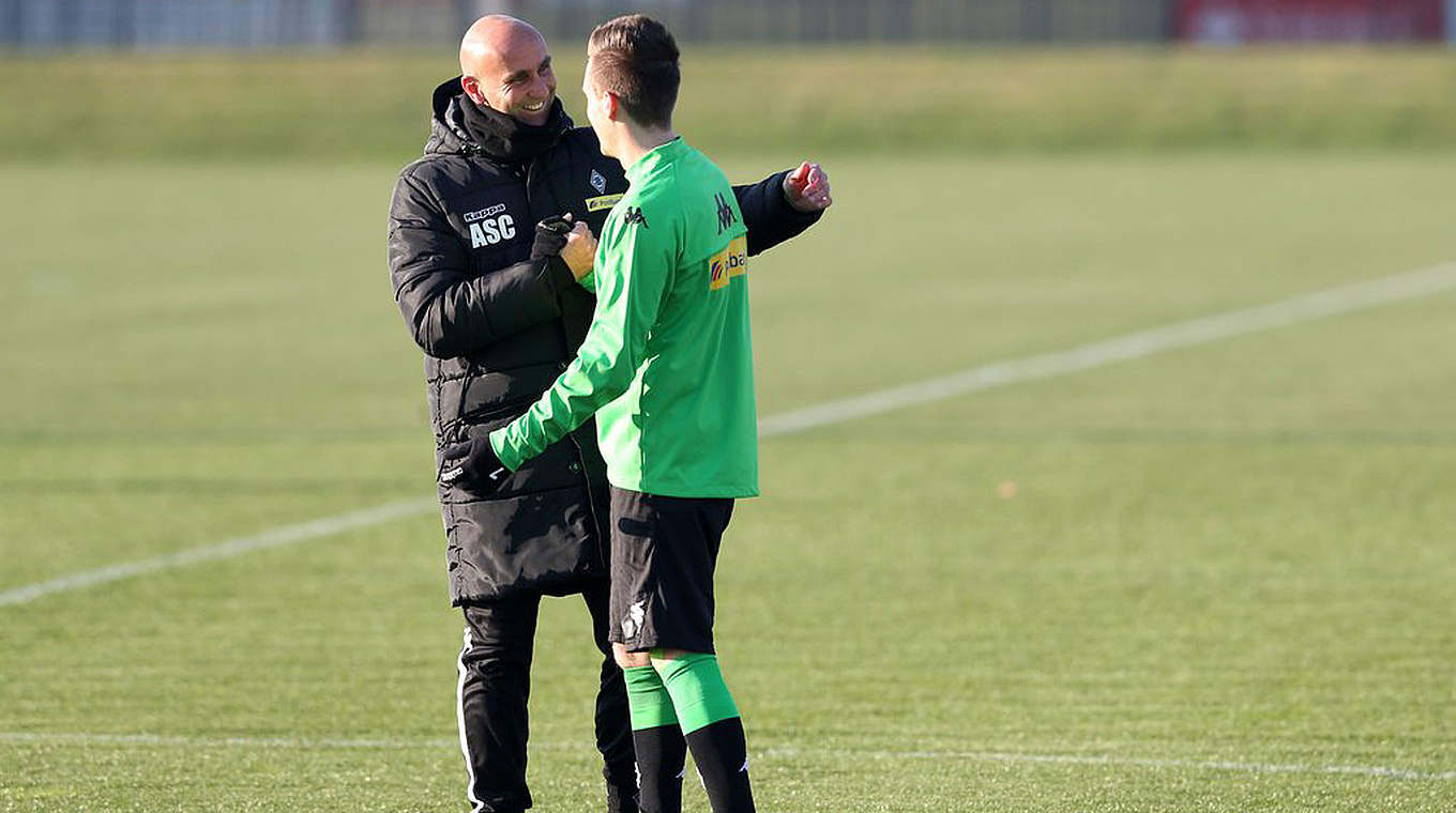 Warm welcome back to team training © Borussia.de