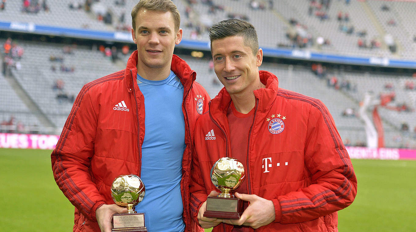 Bayerische Goldjungs: Die IFFHS zeichnet Manuel Neuer (l.) und Robert Lewandowski aus © imago/MIS