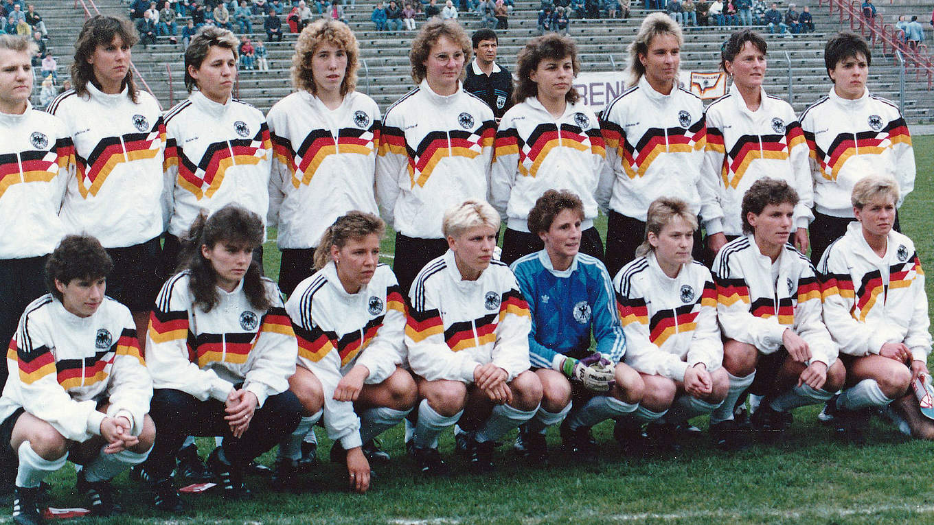 Vor 25 Jahren Dfb Frauen Erstmals Als Gesamtdeutsches Team Dfb