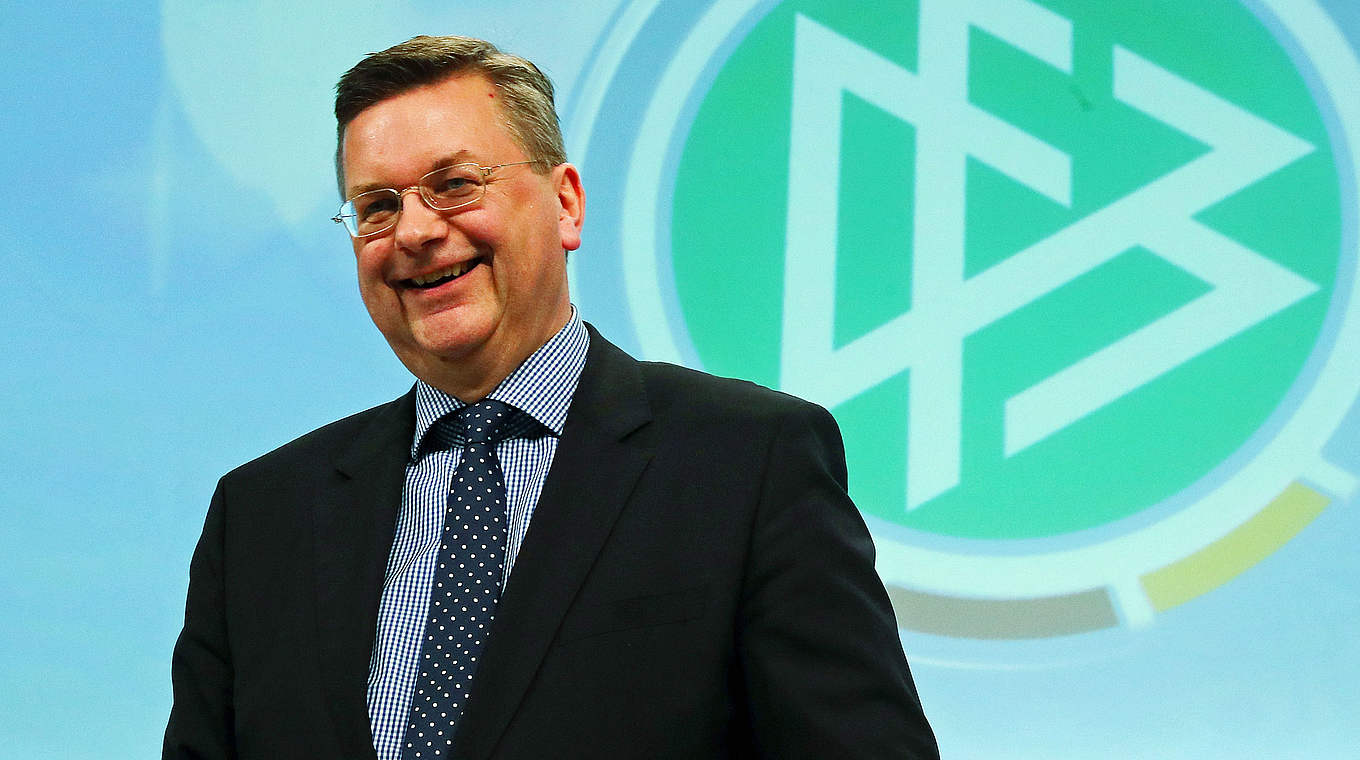 Schatzmeister Reinhard Grindel: "Der Deutsche Fußball-Bund ist für die ganze Familie da" © Getty Images