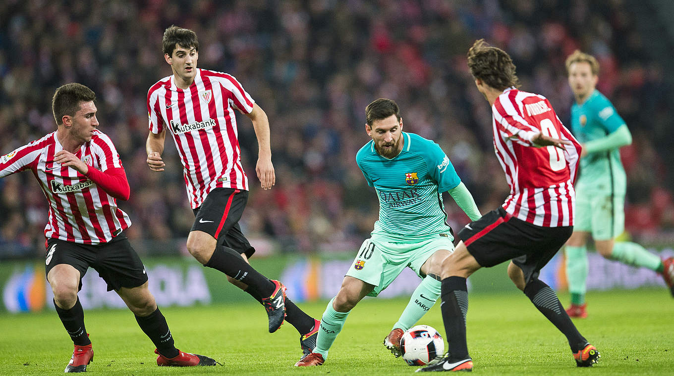 Verteidigt gegen Messi und Co. ein 2:1: Athletic Bilbao © 2017 Getty Images