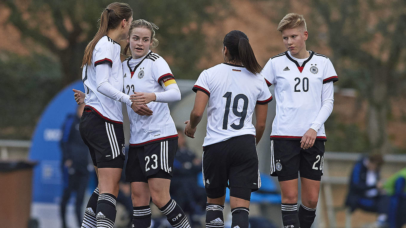 U 17Juniorinnen besiegen auch England 72 DFB Deutscher Fußball