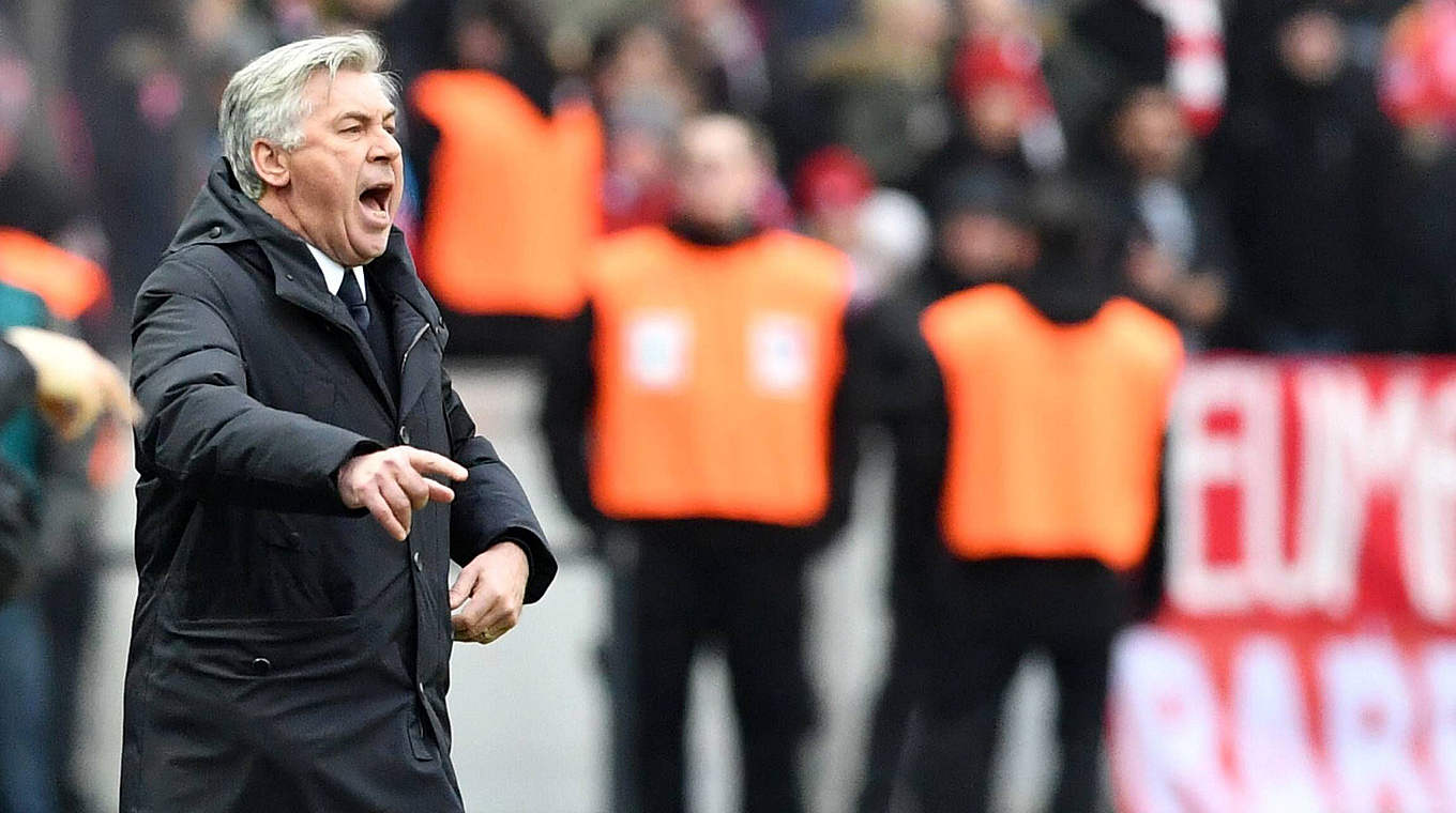Zahlt 5000 Euro und ist sportrechtlich nicht "vorbestraft": Bayern-Trainer Ancelotti © imago/Bernd König