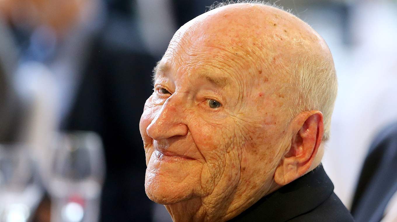 Egidius Braun 2015 bei der Feier zu seinem 90. Geburtstag © Getty Images