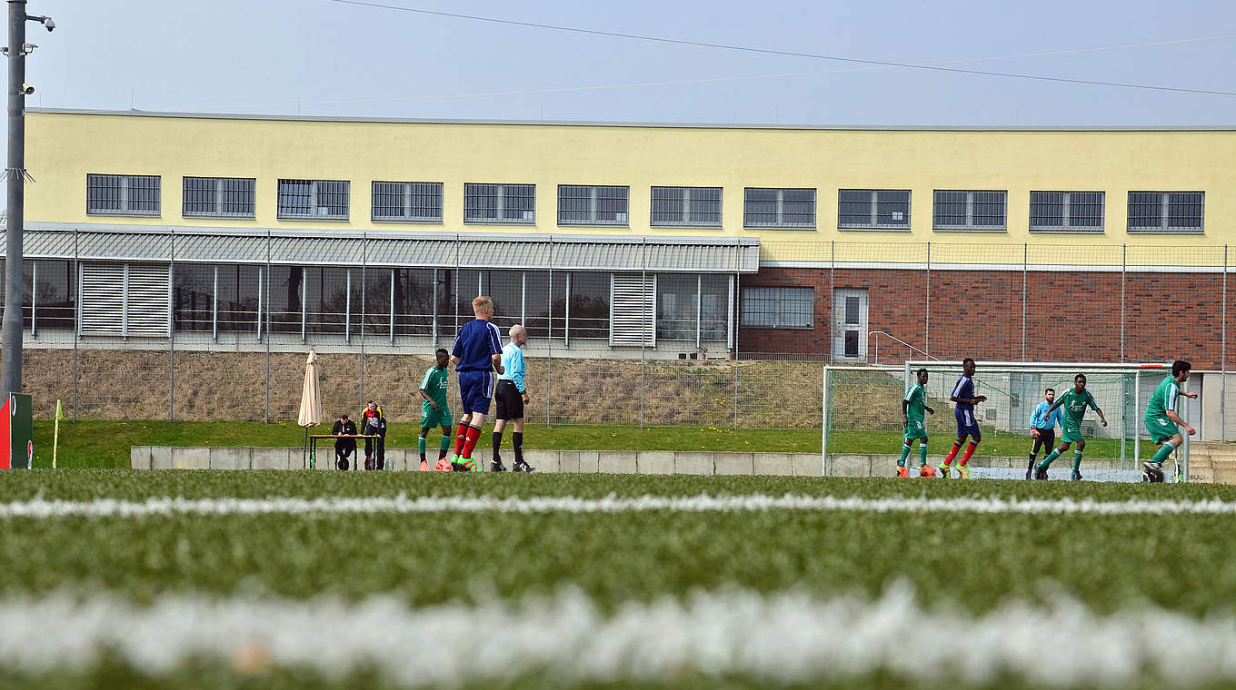 Auszeit vom Gefängnisalltag: Fußball als wertvolle Abwechslung hinter Gittern © Sven Winterschladen
