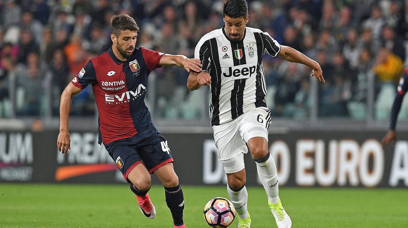 Mit Juventus Turin weiter auf dem Weg zum italienischen Titel: Sami Khedira (r.) © 2017 Getty Images