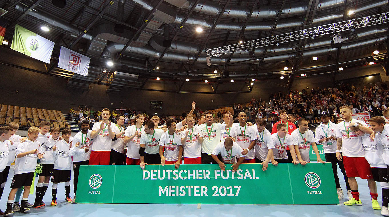 VfL 05 Hohenstein-Ernstthal v  Jahn Regensburg - Deutsche Futsal Meisterschaft 2017 © 2017 Getty Images