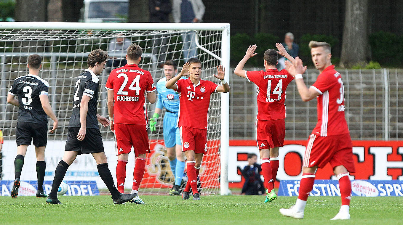 Achtes Spiel in Folge ohne Niederlage: Die U 23 des FC Bayern gewinnt in Schweinfurt © Jan Kuppert