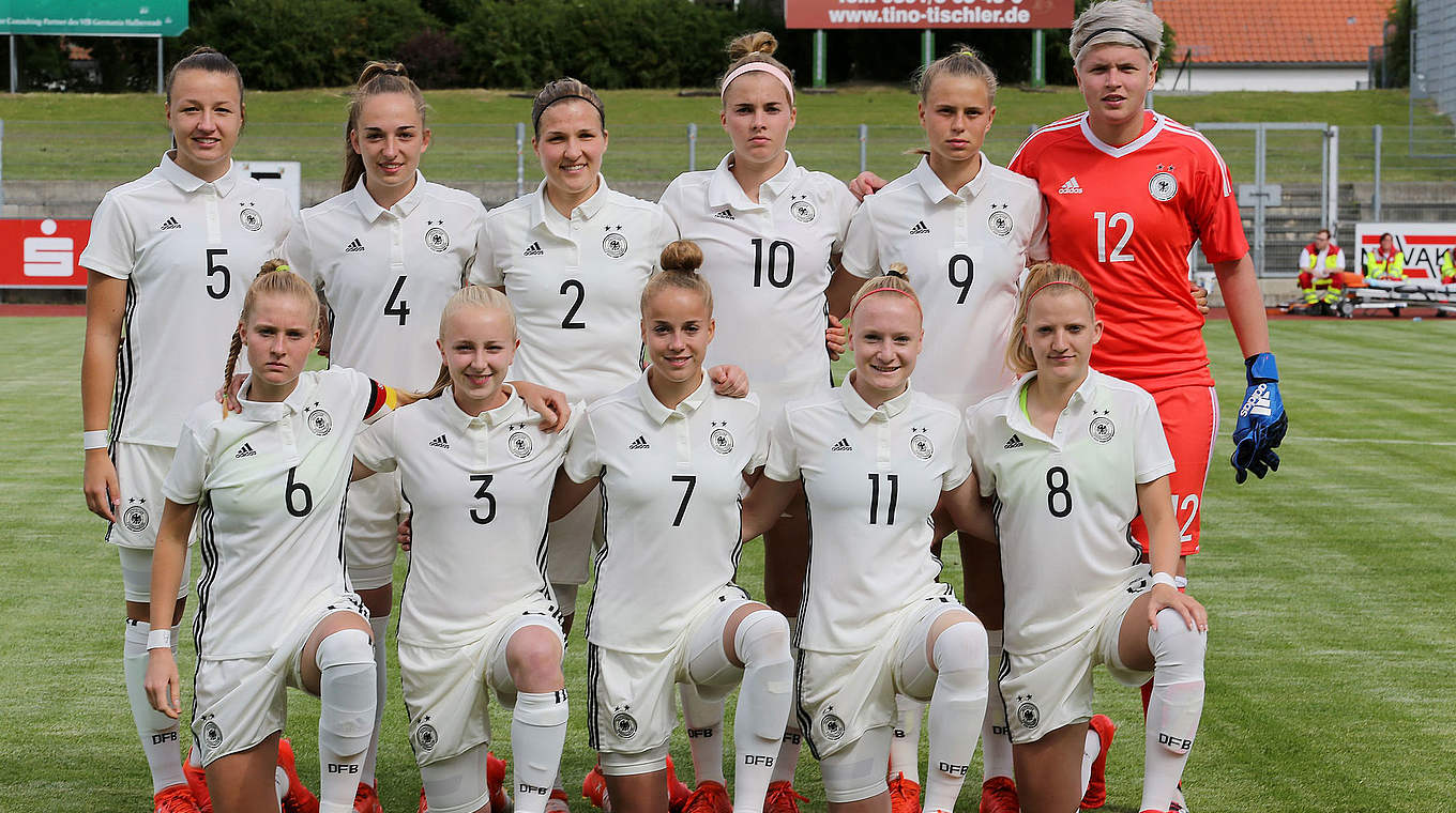 Startelf zum Auftakt: die deutschen U 19-Frauen beim 4:0 gegen die Auswahl Islands © 2017 Getty Images