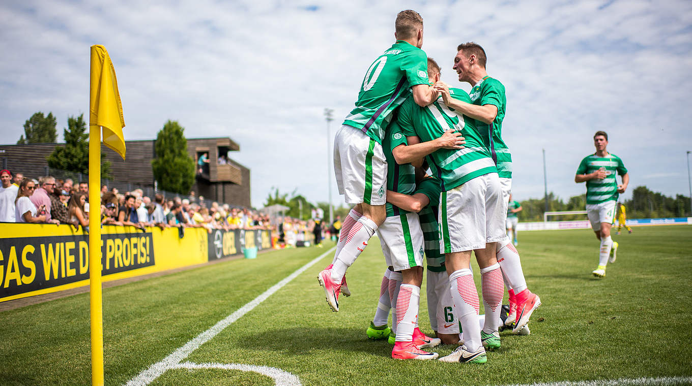 Einzug ins Endspiel: Werder Bremen setzt sich gegen Borussia Dortmund durch © 2017 Getty Images
