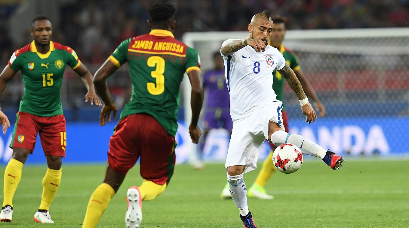 Chile startet mit 20 gegen Kamerun DFB Deutscher FußballBund e.V.