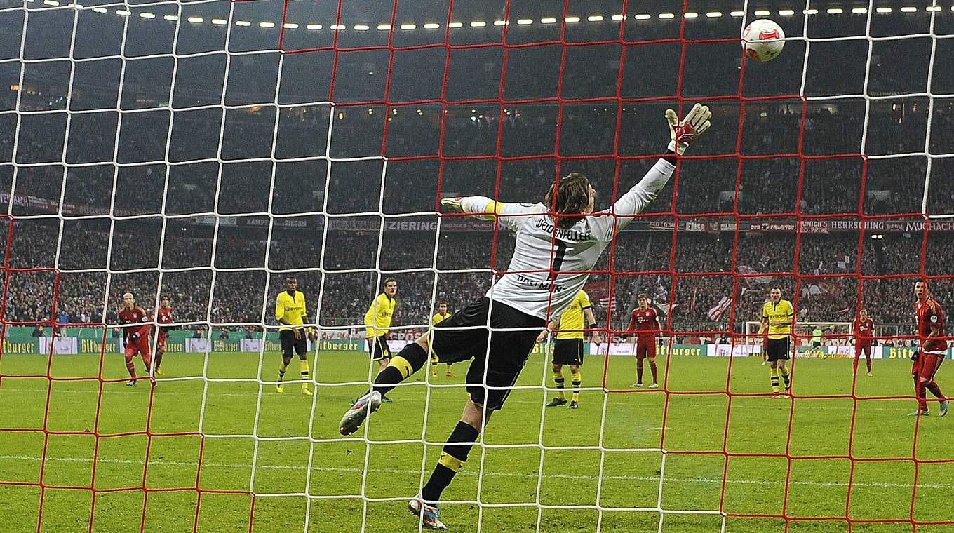 Traumtor im Viertelfinale 2013: Robben schießt Bayern zum Pokalsieg gegen BVB © imago