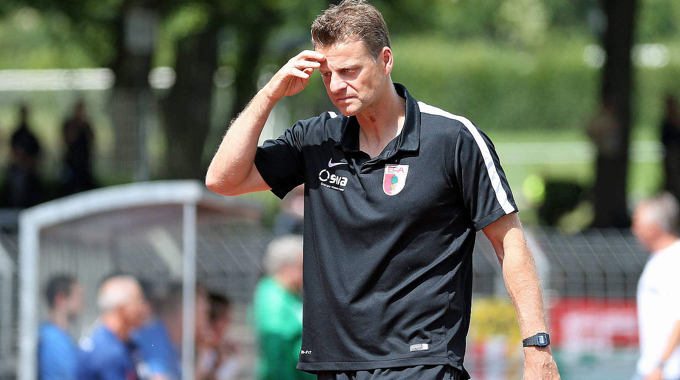 Rücktritt "aus persönlichen Gründen": Christian Wörns ist nicht mehr Augsburg-Trainer © imago/foto2press