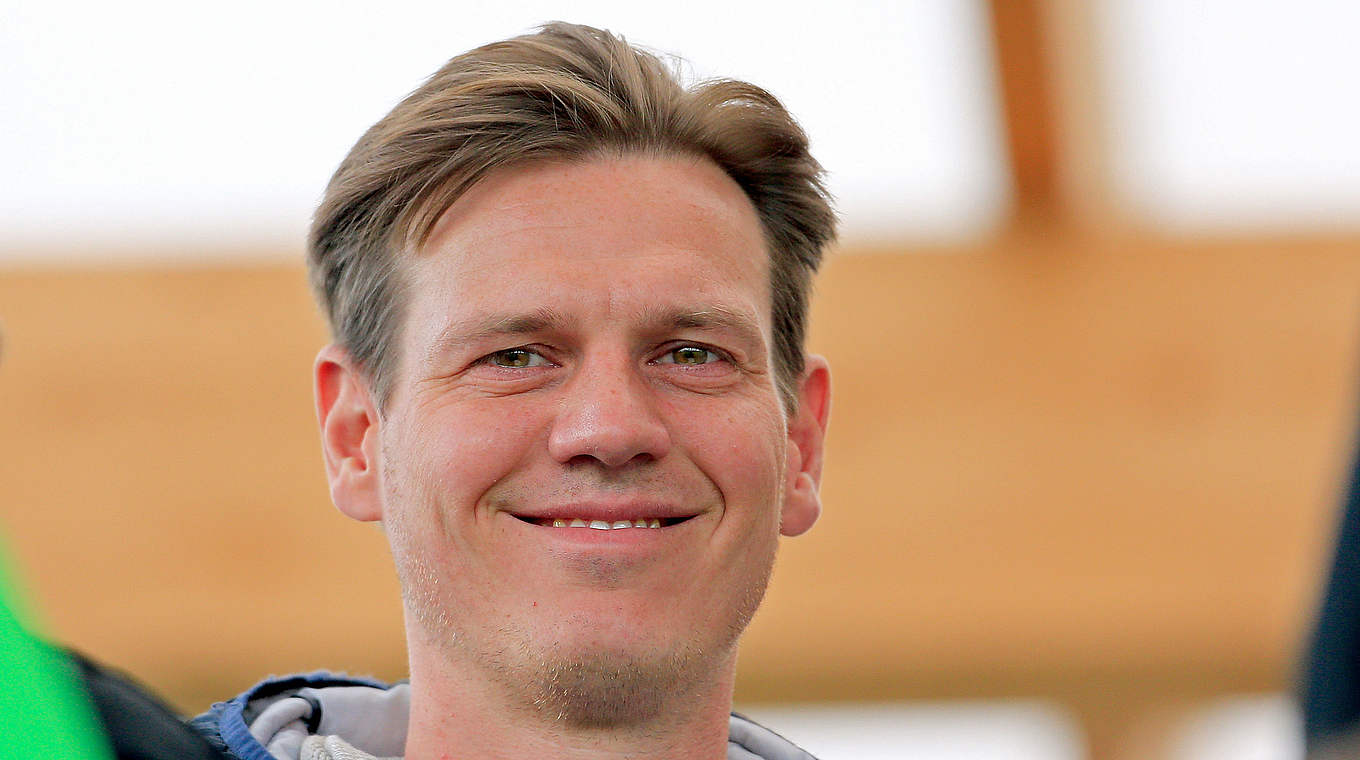 Tim Borowski betreut Bremer U 17Talente DFB Deutscher Fußball