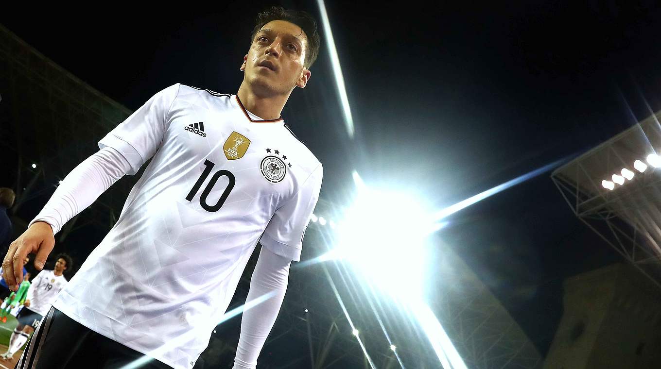 Özil: "Ehrlich gesagt war ich schon immer ein geduldiger Mensch" © 2017 Getty Images