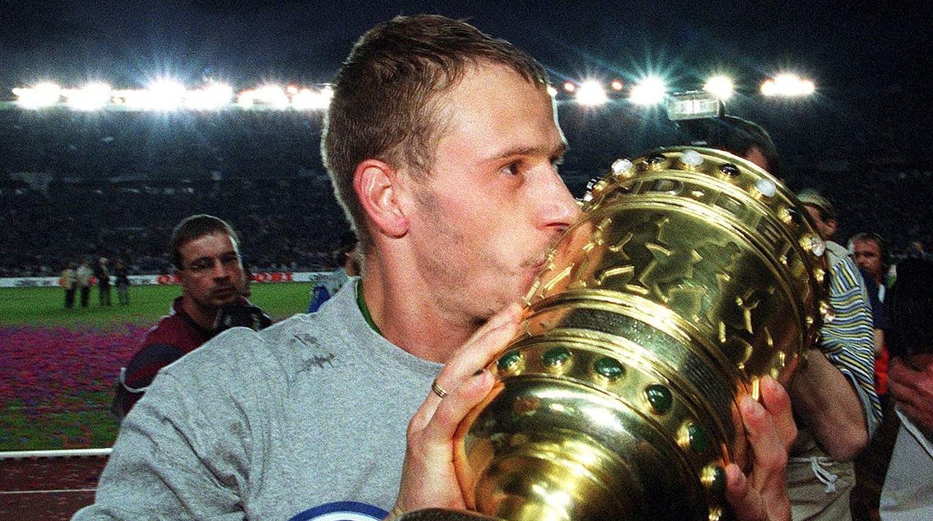 Glücklicher Doppeltorschütze im DFB-Pokalfinale 2001: Jörg Böhme vom FC Schalke 04 © Getty Images